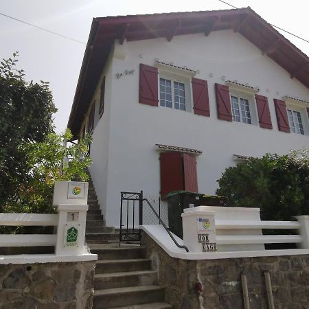 Chambres D'Hotes "Hor Dago" Pres De La Gare D'Hendaye Avec Le Petit-Dejeuner Exterior foto